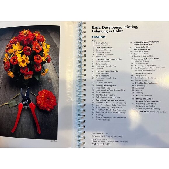 Kodak Basic Developing, Printing Enlarging In Color, Spiral-Bound Softcover 1992 - Picture 2 of 4